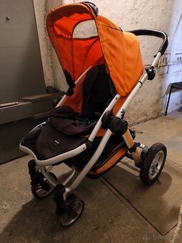 Kočárek skládací - 2