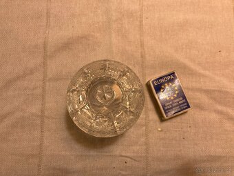 Křišťálová cukřenka s víčkem - 2