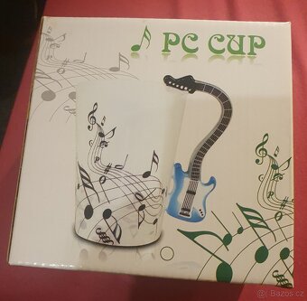 Hudební hrnek – housle - 2