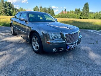 Chrysler 300c 5.7 - 2