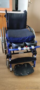 Invalidní mechanický stavěcí vozik - 2
