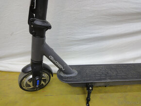 elektrická koloběžka - 2