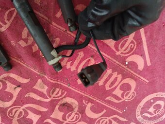 Vstřikovače 1.9tdi 81kW - 2