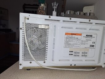 Prodám mikrovlnou troubu ignis - 2