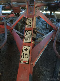 Obraceč a shrnovač sena - 2