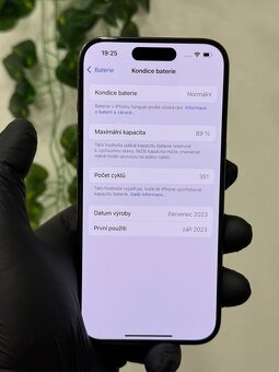 iPhone 15 Pro 128GB modrý - 2