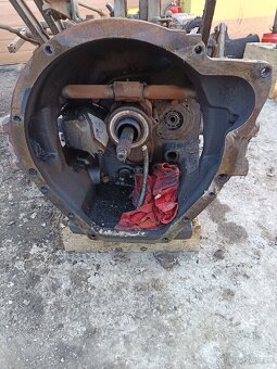 Prodám převodovku na Zetor Crystal - 2