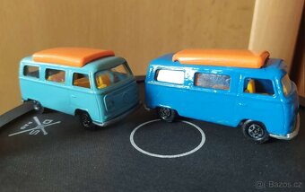 Matchbox - 2x Volkswagen Camper - 2