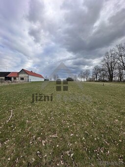 Stavební pozemek 4.579 m2 v obci Přeseky, Třeboň - 2