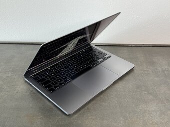 MacBook Pro 13" 2020 16GB / 500GB / i5 / SG - DPH - 2