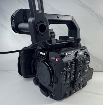 Canon EOS C400 tělo - 2