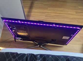46" Samsung televize UE46ES7000 - 2