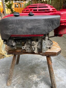 Honda GXV 160. Čtyřtakt. , na Vari - Terra system. - 2
