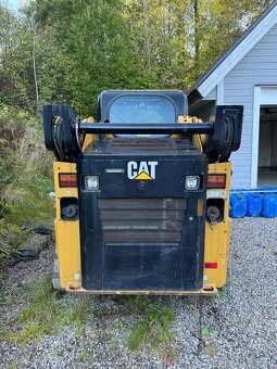 Smykový nakladač CAT 249D (2019) – pouze 910 mth - 2