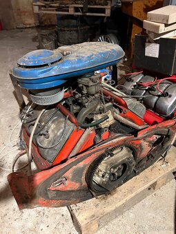 Motor Tatra 603 H - 2