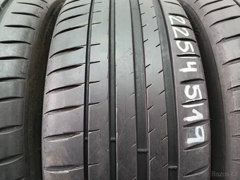 Letní pneu 225/45/19 Michelin - 2