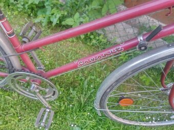 Favorit Retro kolo. - 2