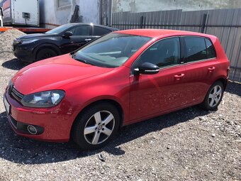 Golf VI 2011 1.4 16V 59kw poškozeno - 2