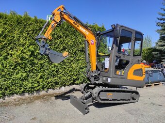 bagr, minibagr, motor Kubota - 2