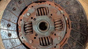 Spojka LUK Ford Transit MK6 2.4L 625302200 - 2
