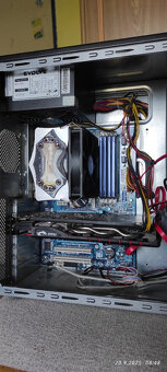 starší PC na hry - 2