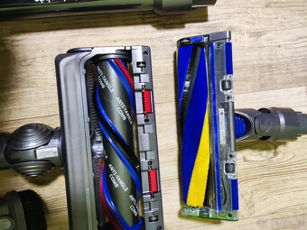 Pěkný Dyson V15 tyčový vysavač 90 min. výdrž i Pro chovatele - 2