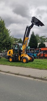 Teleskopický kloubový nakladač,nakladač 4x4 - 2