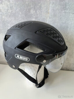 Cyklistická přilba Abus Hyban 2.0 Ace L černá - 2