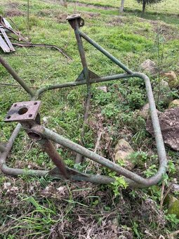 Zetor 50 super ochranný rám - 2