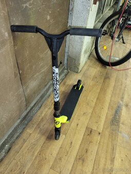 Freestyle koloběžka do 13 let - 2