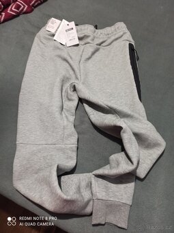 Nike tepláky - 2