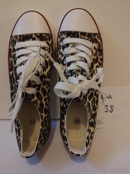 tenisky s leopardím vzorem – Vel. 38 - 2