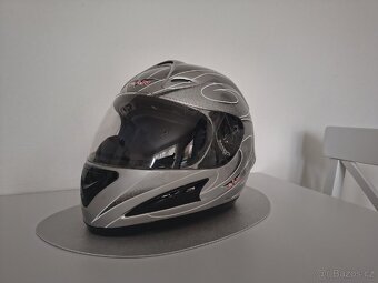 Integrální helma / přilba - 2