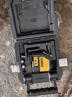 Prodám své nářadí Dewalt- Top Stav - 2