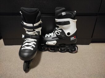 Kolečkové inline brusle Powerslide Zoom Pro Black 80 Trinity - 2