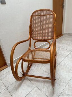 Houpací křeslo TON - 2