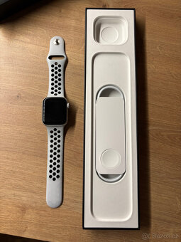 Apple Watch NIKE SE 40 mm - 2