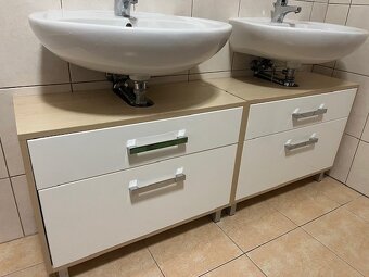 Koupelnové skříňky 2x zachovalé - 2