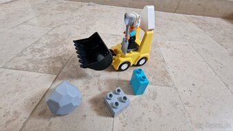 Lego bagr - 2