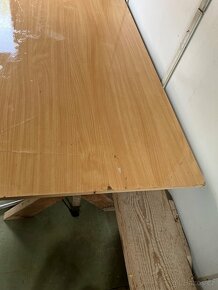 Dřevěný stůl, lavice a zidle - 2