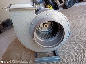 Odsávací co foukací ventilátor nový - 2