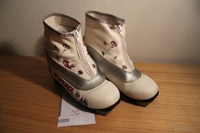 Běžkové boty Rossignol vel. 33, stélka 21,0cm, 1. majitel - 2