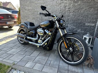 Harley Davidson Breakout M8 114 - 2