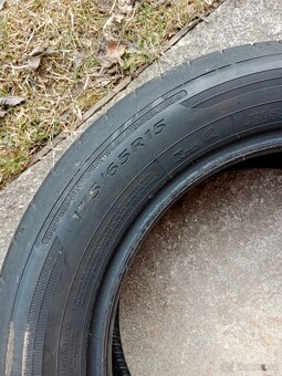 Dunlop 175x65 15 84H - 2