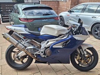 Aprilia RSV 1000 R, r. 2004 - 2