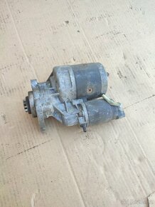 Startér VW 047911023G - 2