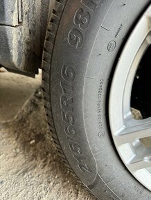 Land rover - 2