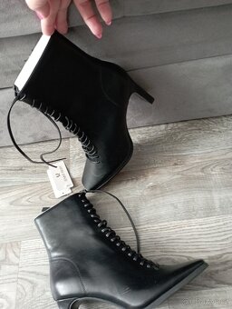 Prodám dámské nové polokozacky - 2