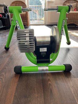 Trenažér Kinetic Road Machine - 2