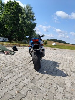 Kawasaki zx9r - 2